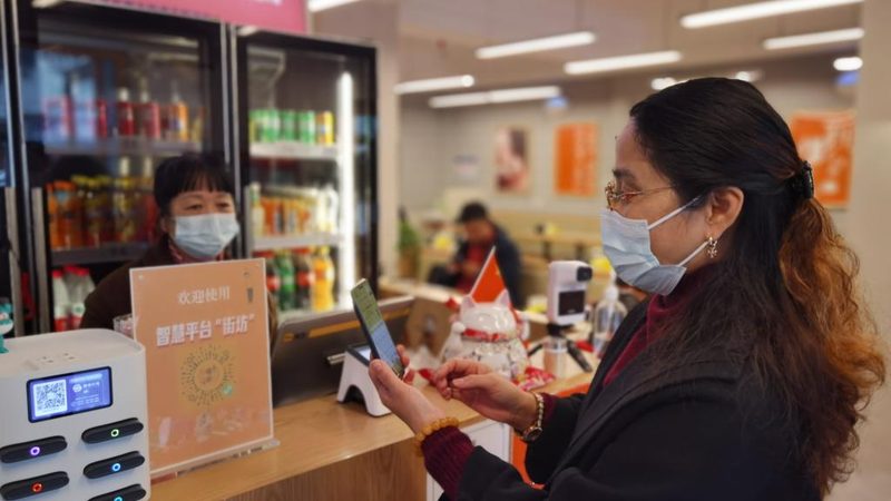 智能保姆机器人生产厂家
